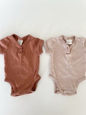 H&M Neutral Baby Organic One Piece Set with Eyelet Detail and Buttons